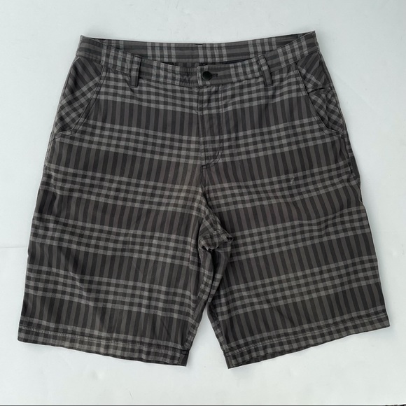 lululemon athletica Other - Lululemon Kahuna Plaid Casual Flat Front Shorts 10” Inseam Sz 36
